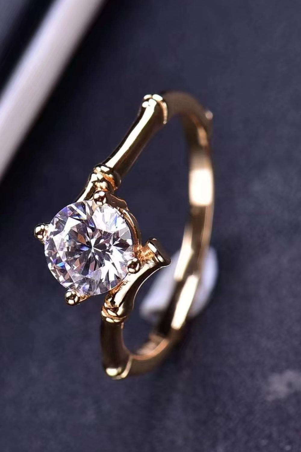 Incredible Love 1 Carat Moissanite Ring