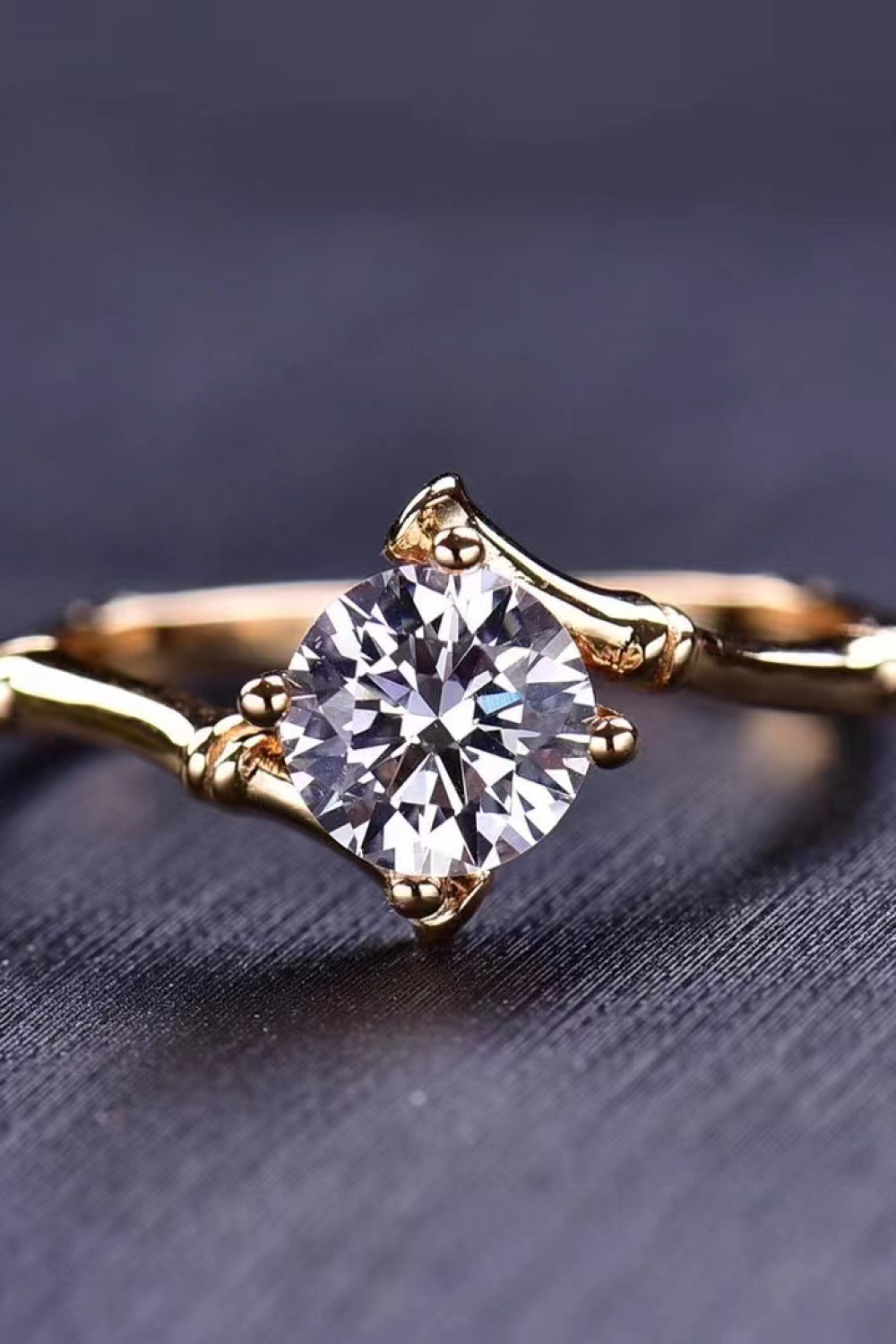 Incredible Love 1 Carat Moissanite Ring