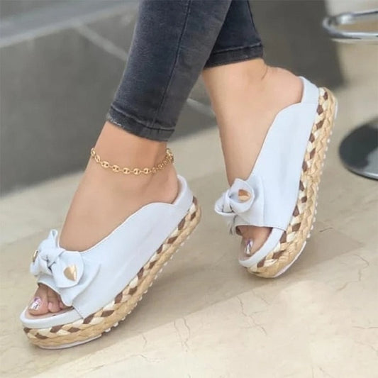 Women Woven Thick Sole Slippers Soft Stitching Ladies Sandals Comfortable Flat Sandals Women Open Toe Beach Shoes Woman Footwear